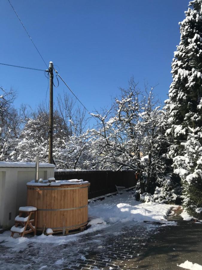 Aranykert Vendeghaz Hotell Eger Exteriör bild
