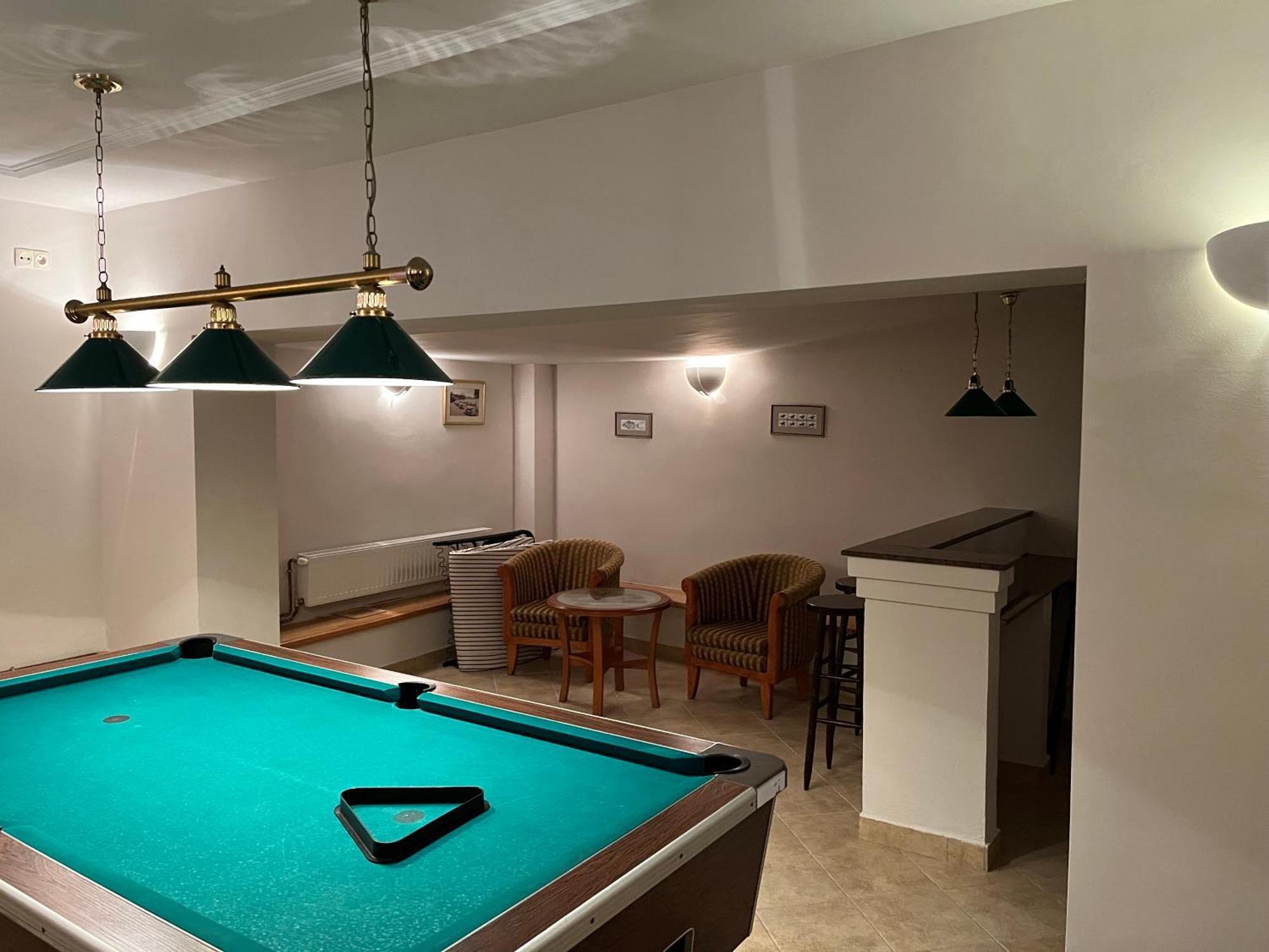 Aranykert Vendeghaz Hotell Eger Exteriör bild